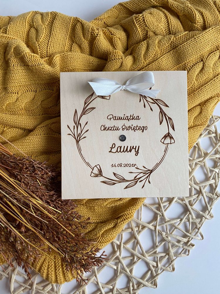 Pamiątka Chrztu Świętego w pudełeczku