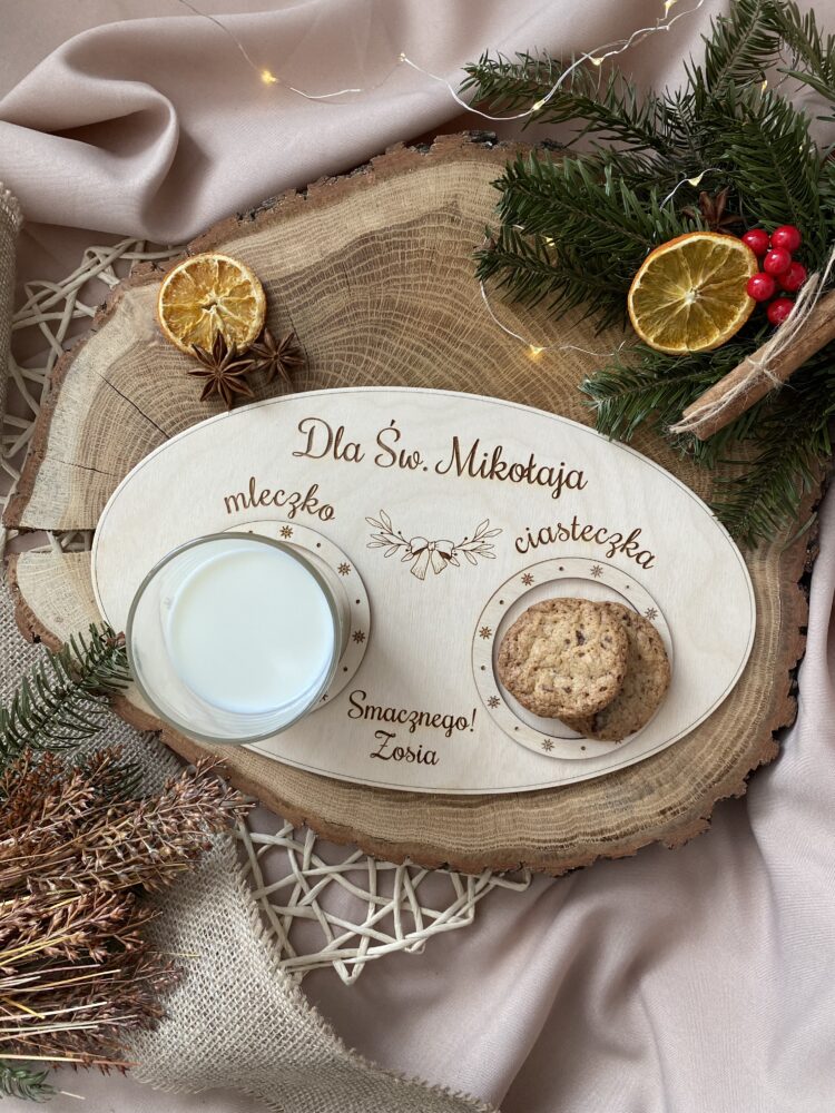 Drewniana tacka na przysmaki dla Św. Mikołaja