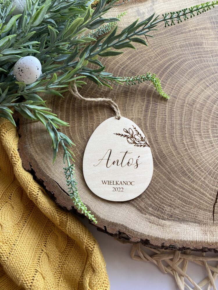 Dekoracja wielkanocna jajko z imieniem - bazie