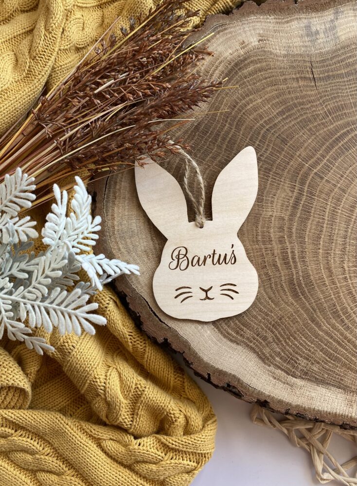 Dekoracja wielkanocna zajączek z imieniem