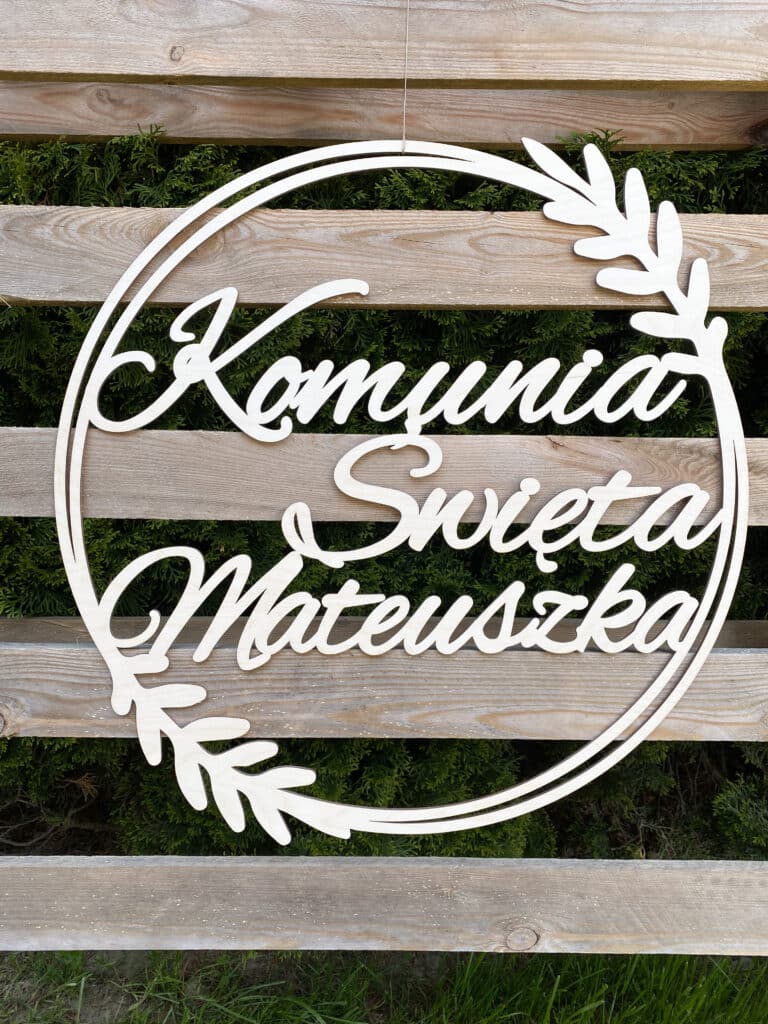 Drewniana obręcz Komunia Święta z imieniem Listki