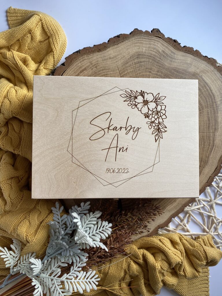 Pudełeczko na skarby dla dziecka hexagon kwiaty