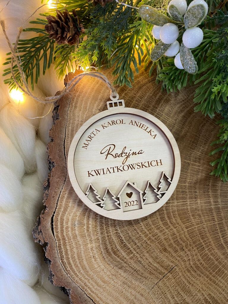 Drewniana bombka Rodzinna z Imionami