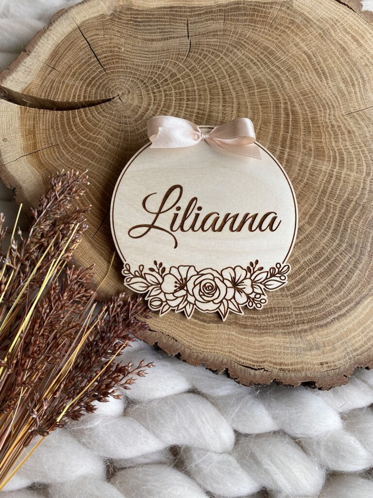 Tabliczka z imieniem - kwiaty - obrazek 3