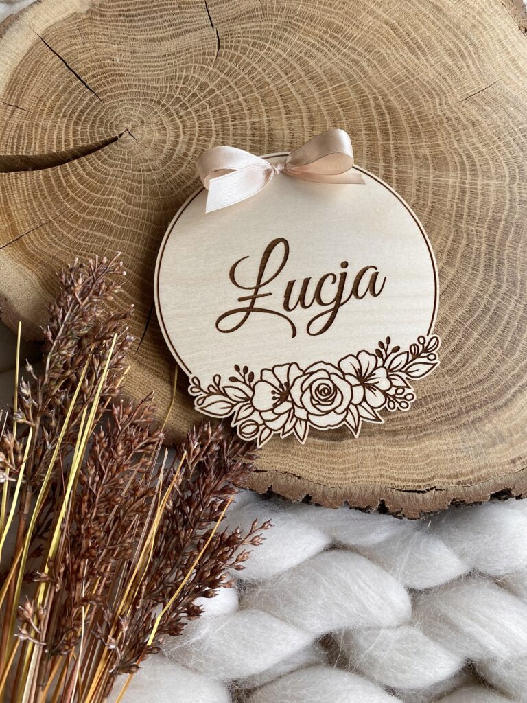 Tabliczka z imieniem - kwiaty