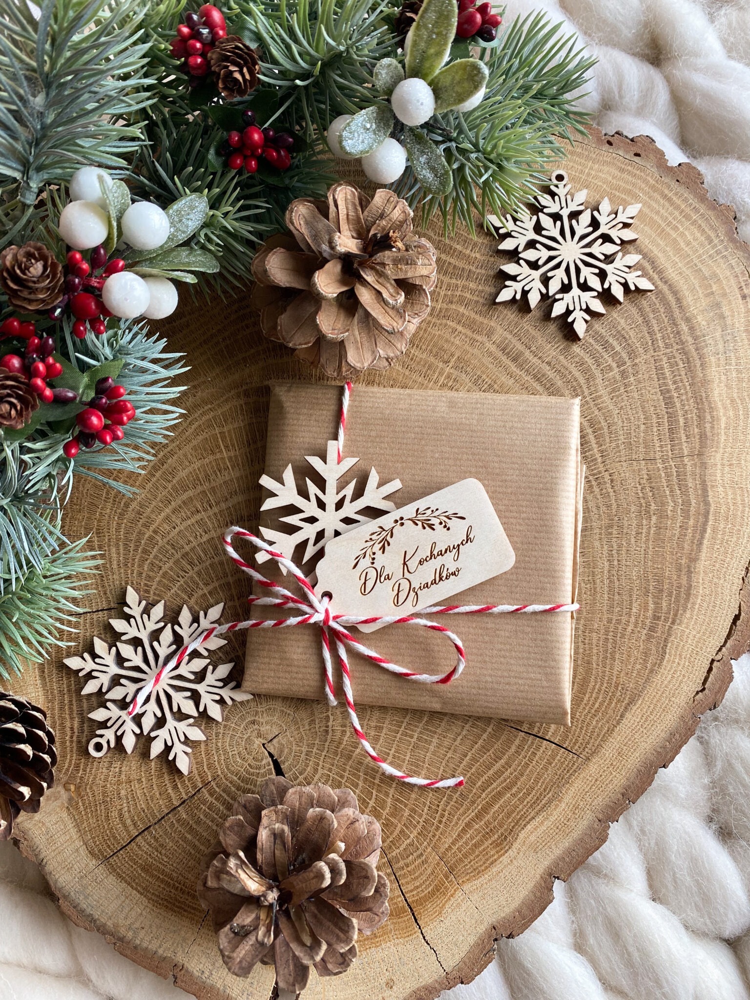 Drewniana bombka ze zdjęciem wianuszek - obrazek 5