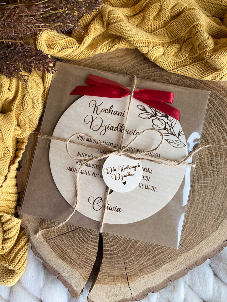 Tabliczka z życzeniami na dzień babci i dziadka - obrazek 2