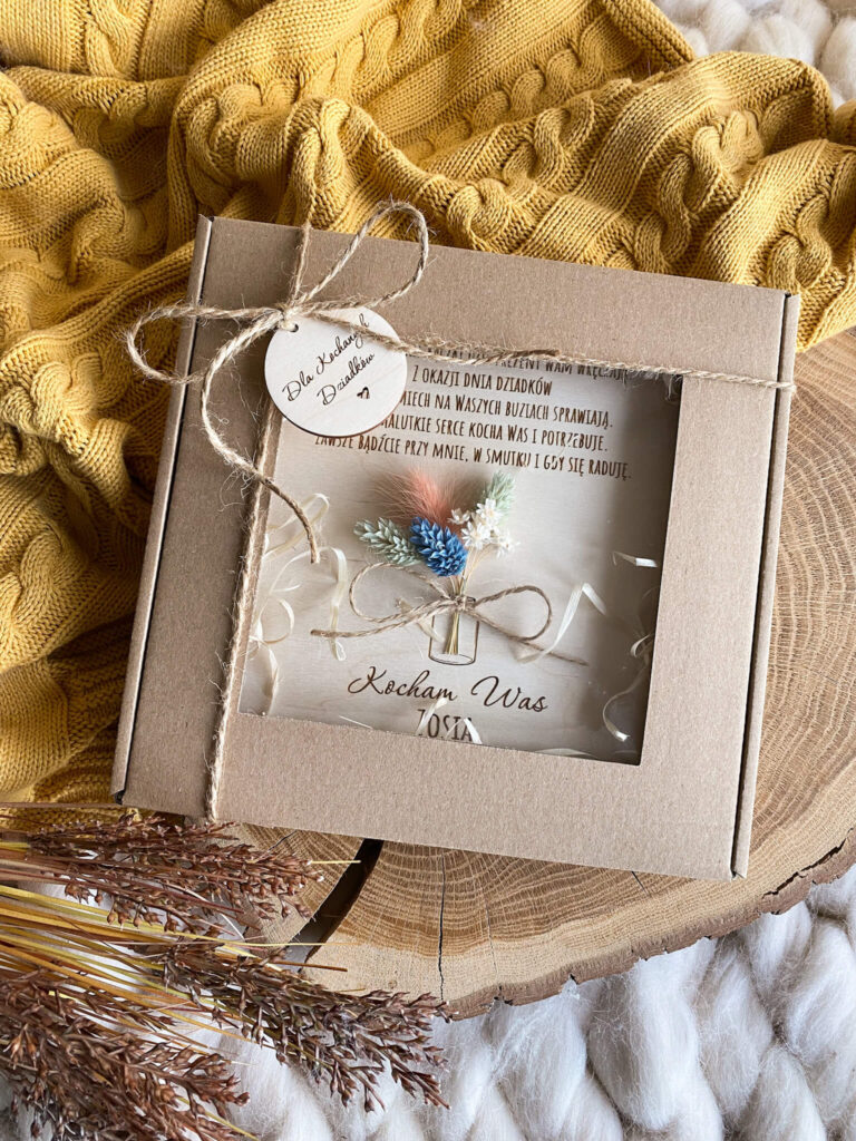 Tabliczka z życzeniami na dzień babci i dziadka suszone kwiaty - obrazek 3